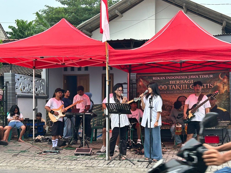 rekan-indonesia-jatim-takjil-ramadan-kediri