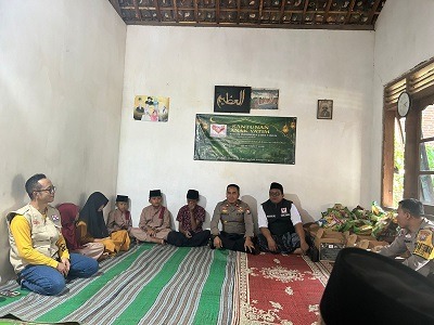santunan-anak-yatim-kediri-ramadhan-rekan-indonesia-polres-2